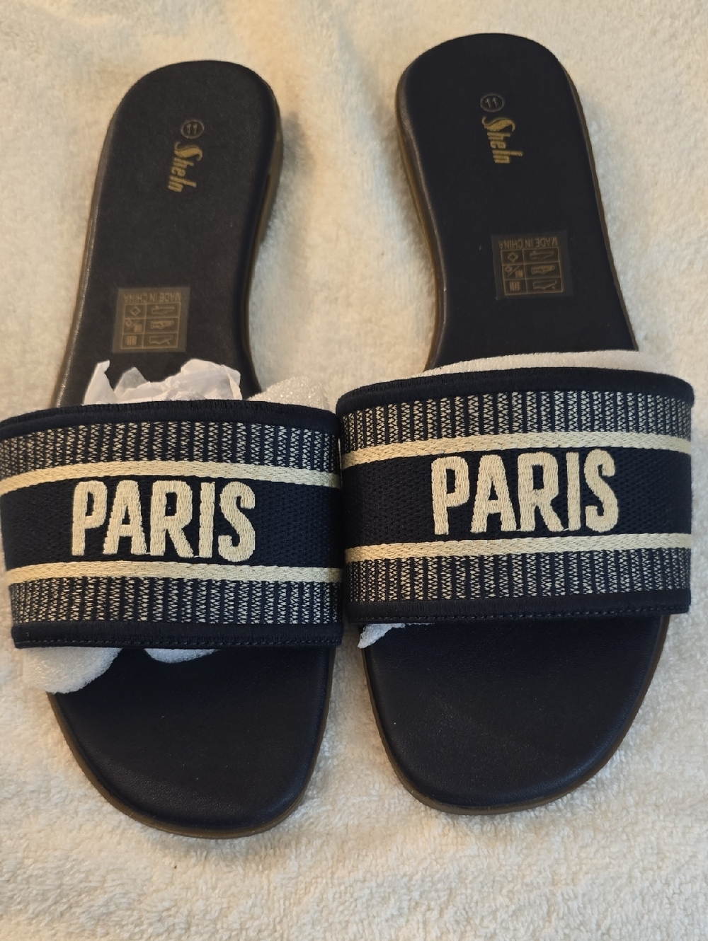 Navy and Cream 'PARIS' Slide Sandals